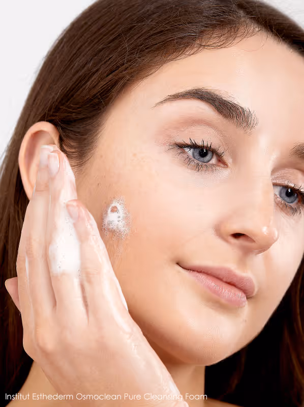 فوم شوینده صورت استادرم اسموکلین esthederm