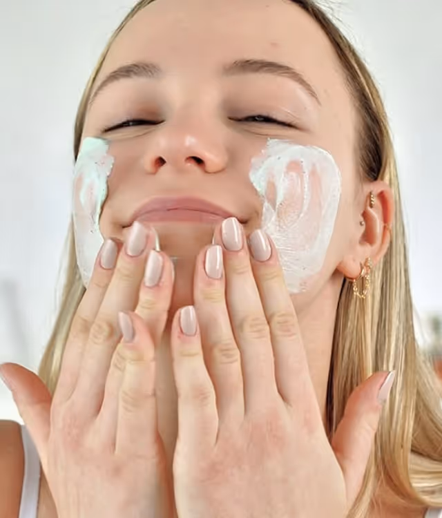 اسکراب صورت آلوئه ورای اولودرم evoluderm aloe