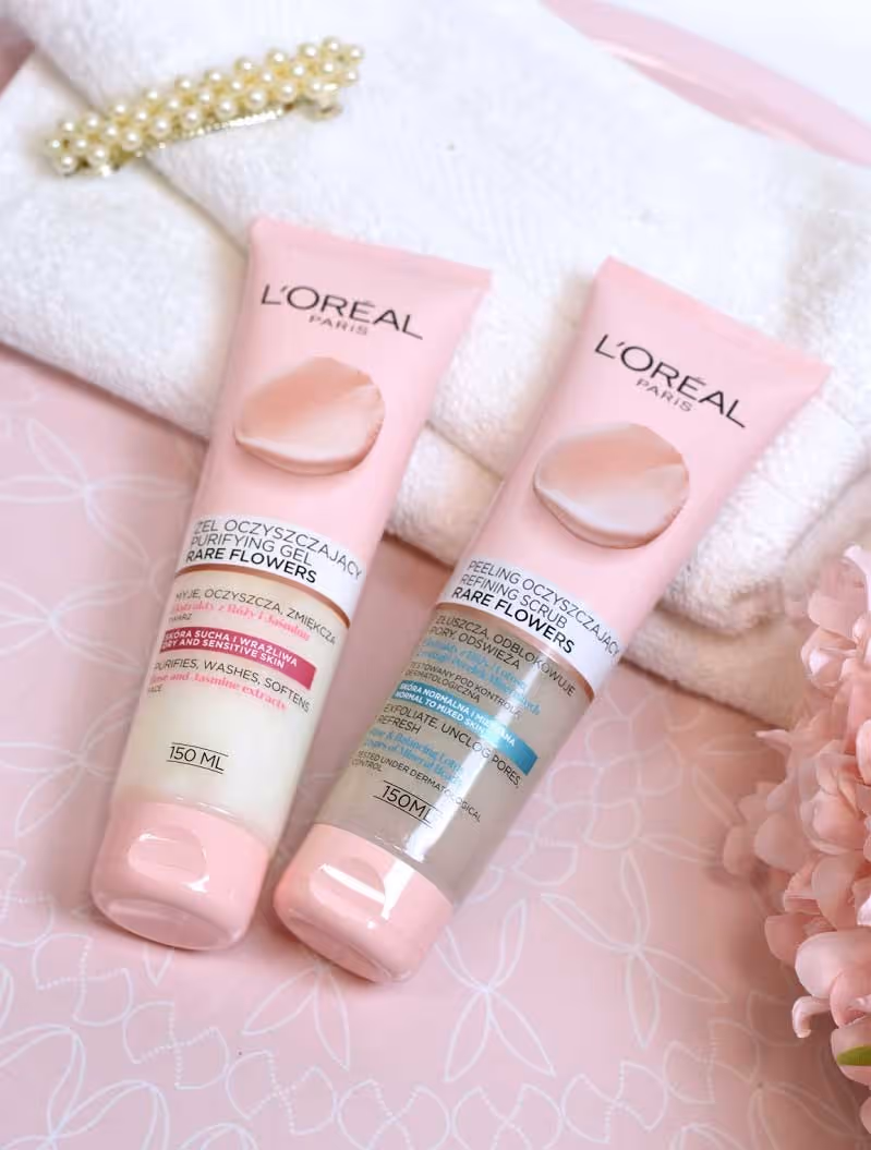 اسکراب صورت گل رز و نیلوفر آبی لورال loreal