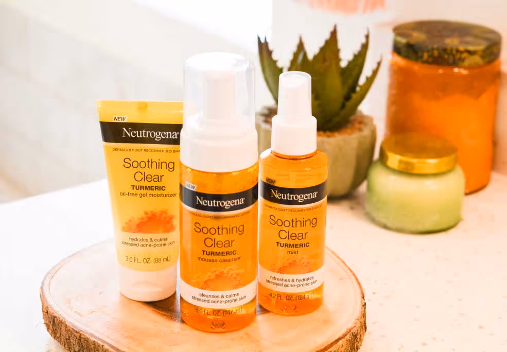 موس شوینده صورت زردچوبه نوتروژنا neutrogena