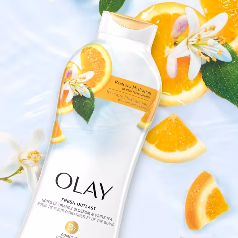 شامپو بدن روشن کننده شکوفه پرتقال اولی olay