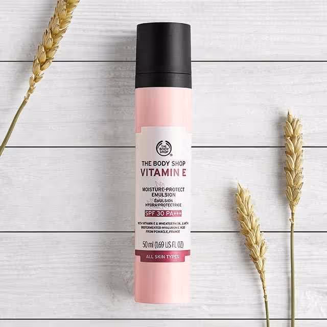 امولسیون آبرسان و ضدآفتاب بادی شاپ body shop