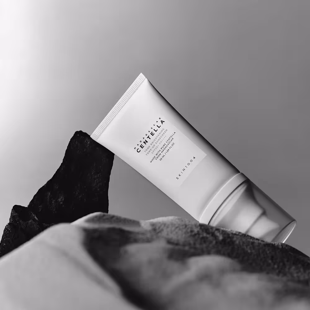 ضدآفتاب رنگی روشن کننده سنتلا centella tone