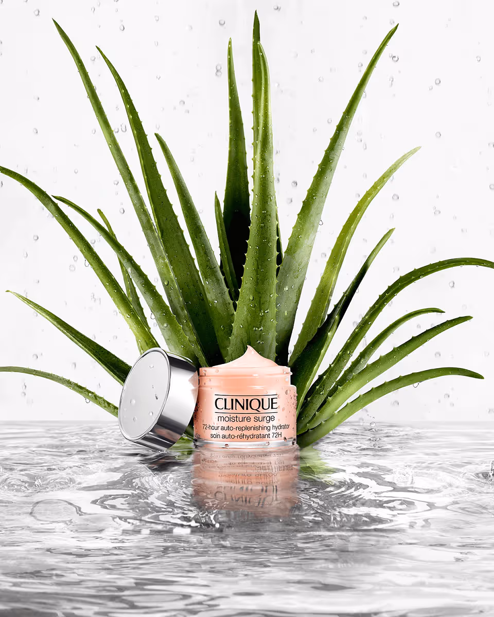 ژل کرم آبرسان کلینیک clinique moisture surge