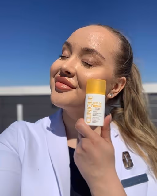 فلوئید ضدآفتاب کلینیک clinique spf30 mineral