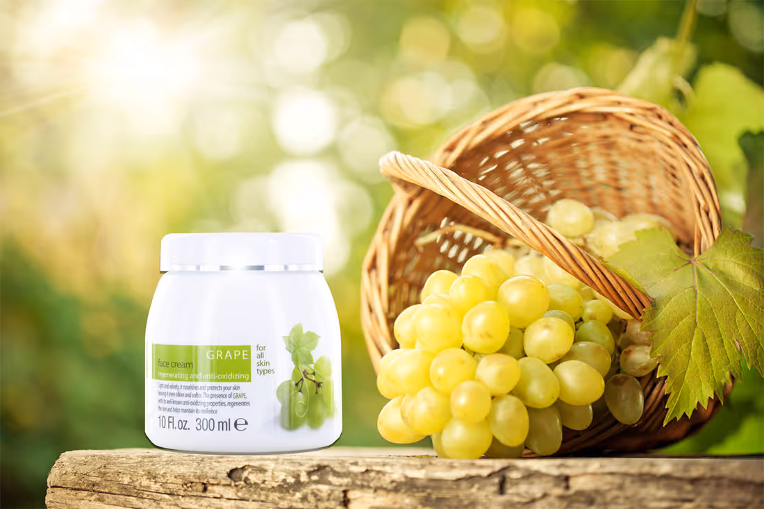 کرم مغذی صورت انگور کلیون cliven grape