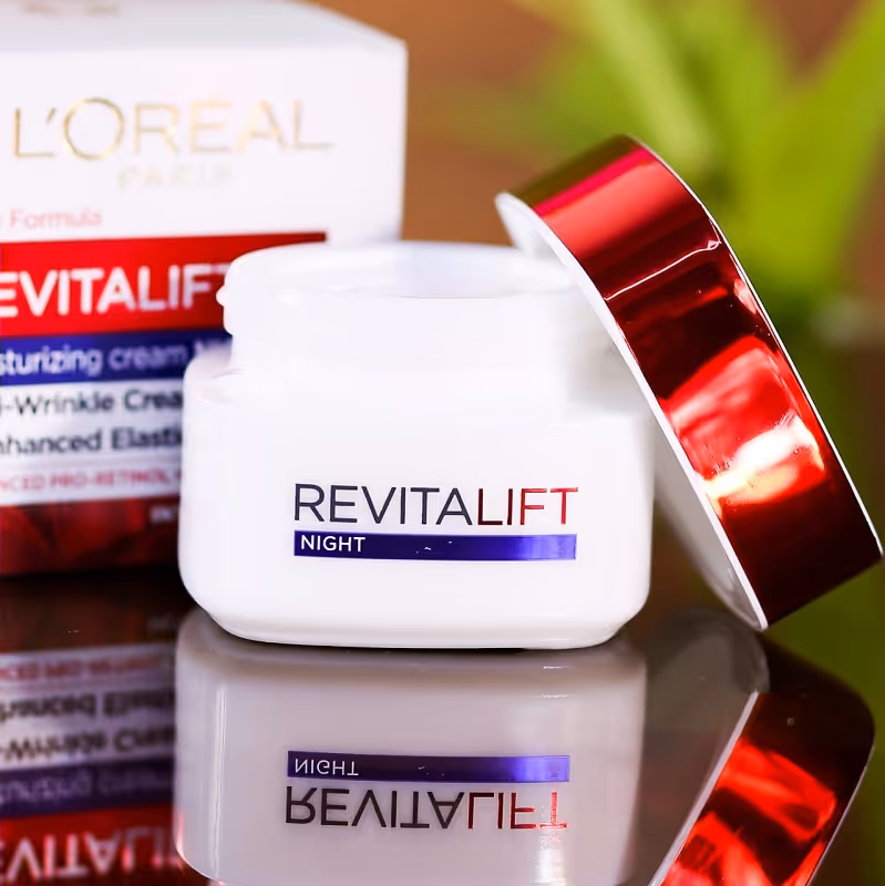 کرم آبرسان و ضدچروک شب لورال رویتالیفت loreal