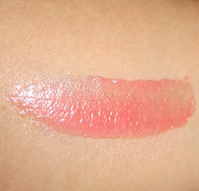 بالم مرطوب کننده لب وازلین رنگ رزی vaseline
