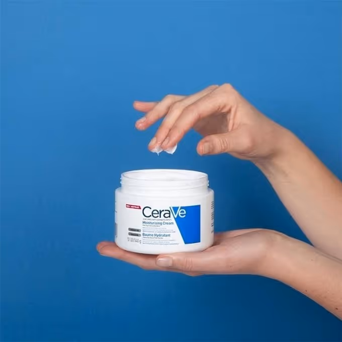 کرم مرطوب کننده سراوی cerave moisturizing