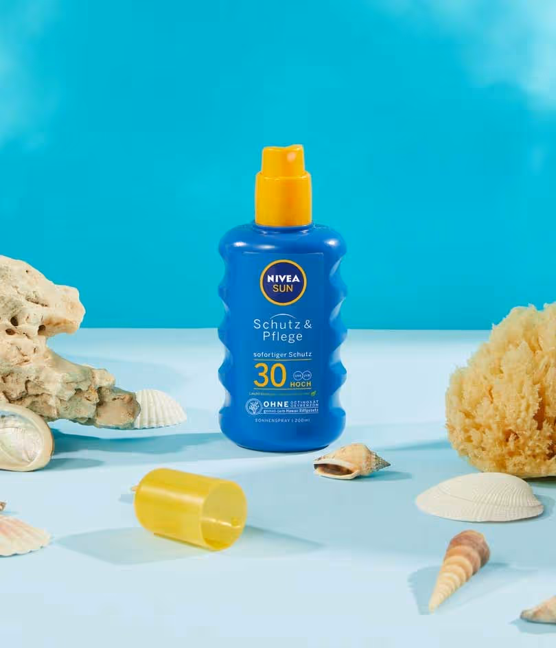 اسپری ضدآفتاب نیوا nivea sun protection and