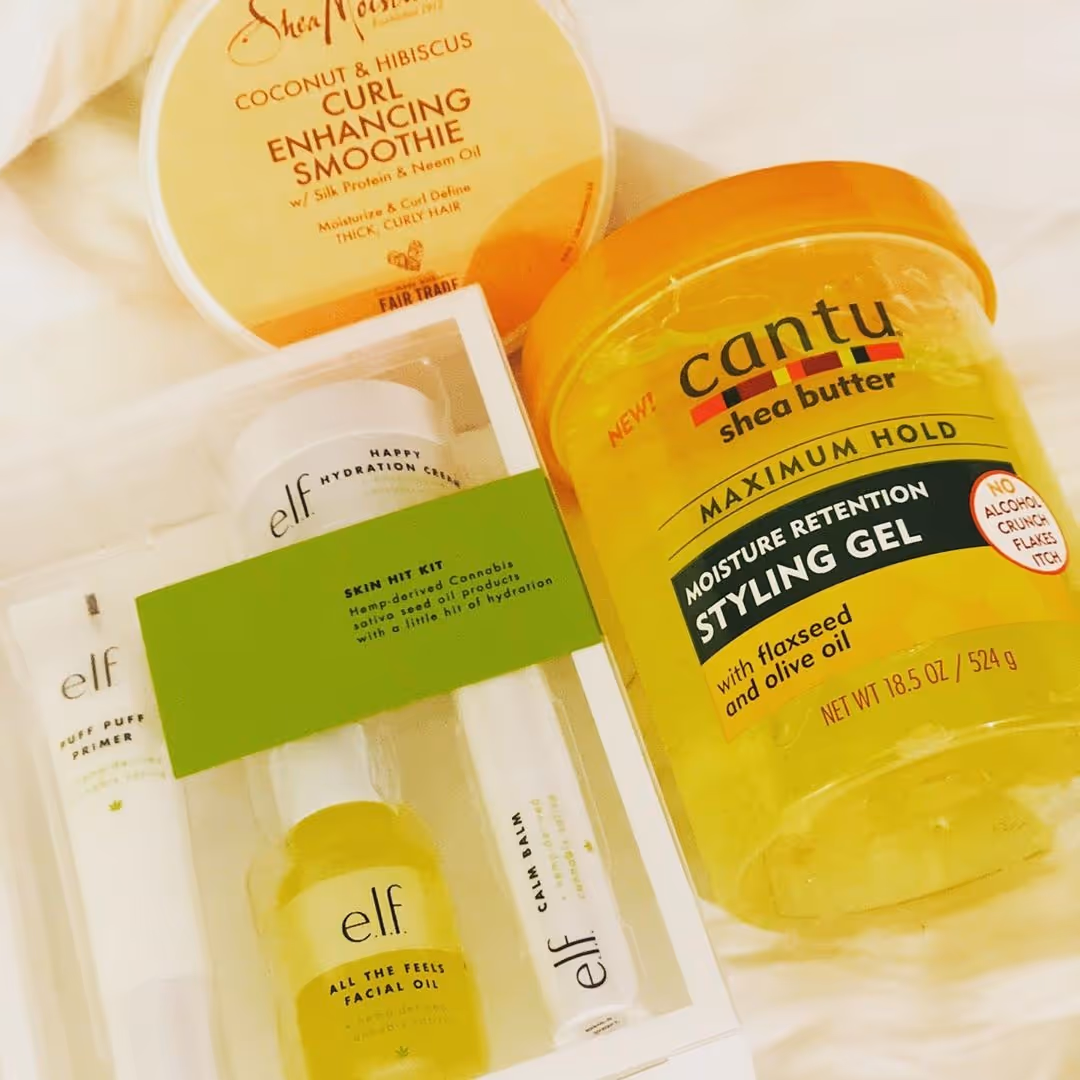 ژل حالت دهنده موهای فر شی باتر کانتو cantu