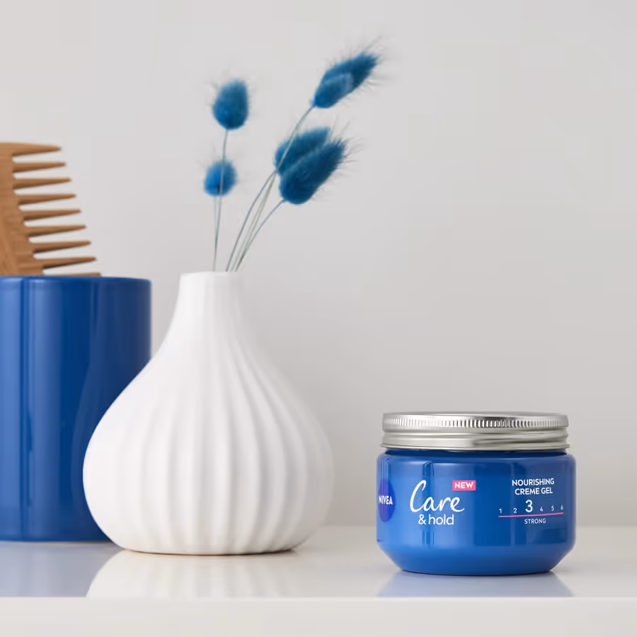 ژل کرم حالت دهنده موی نیوا nivea care hold