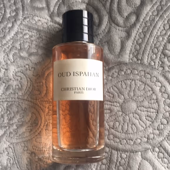 عطر دیور عود اصفهان dior oud ispahan