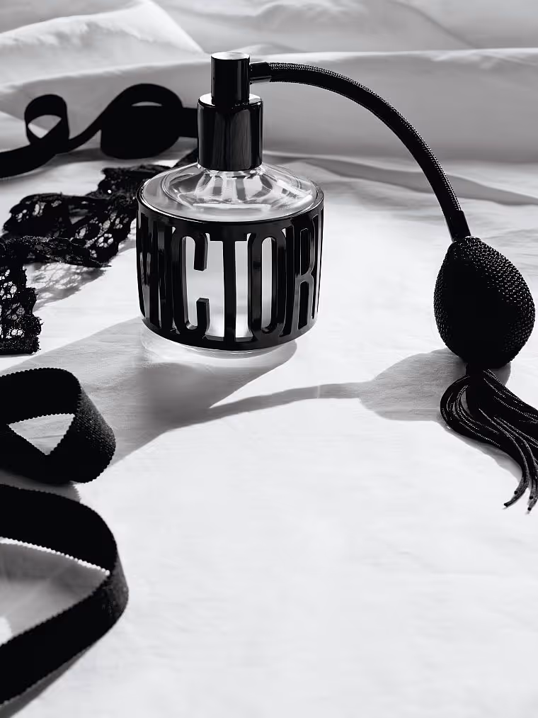 عطر زنانه ویکتوریا سکرت لاو می victoria