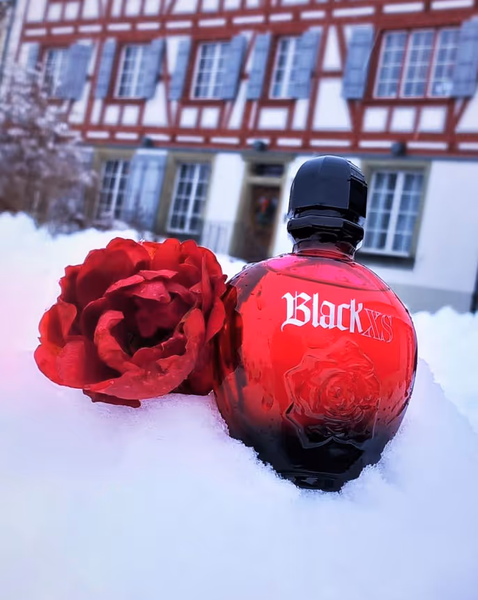 عطر زنانه پاکو رابان بلک ایکس اس black xs
