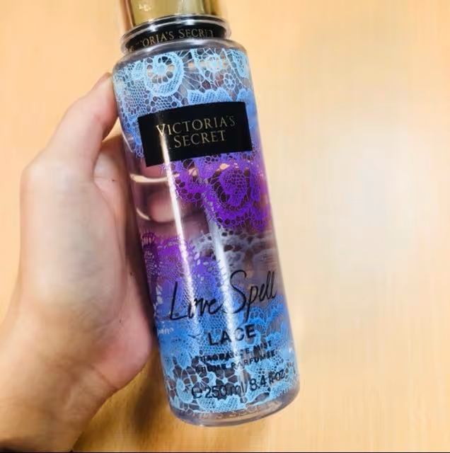 بادی اسپلش ویکتوریا سکرت love spell lace