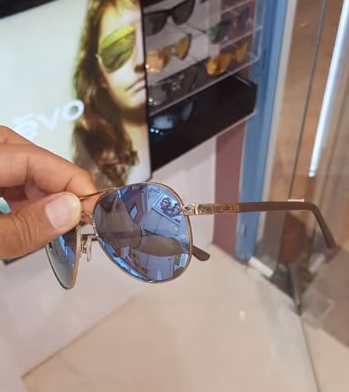 عینک آفتابی روو revo raconteur re 1011 00 bl