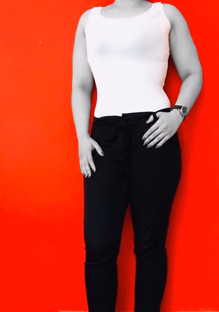 تاپ زنانه کشی طرح تور و مروارید
