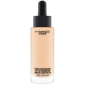 کرم پودر مک استدیو فیکس SPF30 رنگ NC20 روشن با زیرسازی هلویی MAC Studio Waterweight