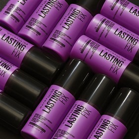 اسپری تثبیت کننده آرایش میبلین Maybelline Lasting Fix Matte حجم 100 میلی لیتر