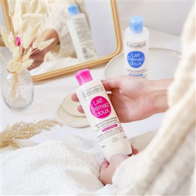 شیر پاک کننده آرایش پوست حساس اولودرم Lait Demaq Doux Sensible حجم 250 میلی لیتر