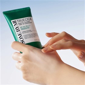 ضدآفتاب معدنی سام بای می تروسیکا Truecica Mineral Calming حجم 50 میلی لیتر