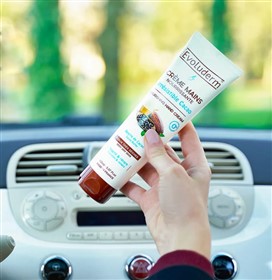 کرم مغذی دست کره کاکائو اولودرم Evoluderm Irresistible Cacao حجم 150 میلی لیتر