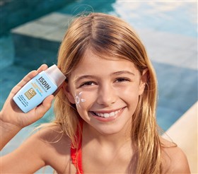 ضدآفتاب کودک ایزدین Isdin Magic Pediatrics حجم 50 میلی لیتر